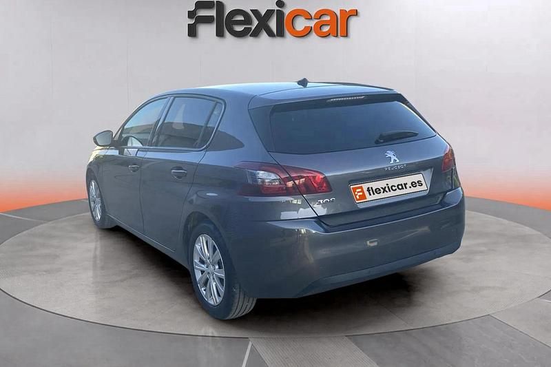 Usado Peugeot 308 Access 110 CV (80 kW) 2020 Gris Utilitario