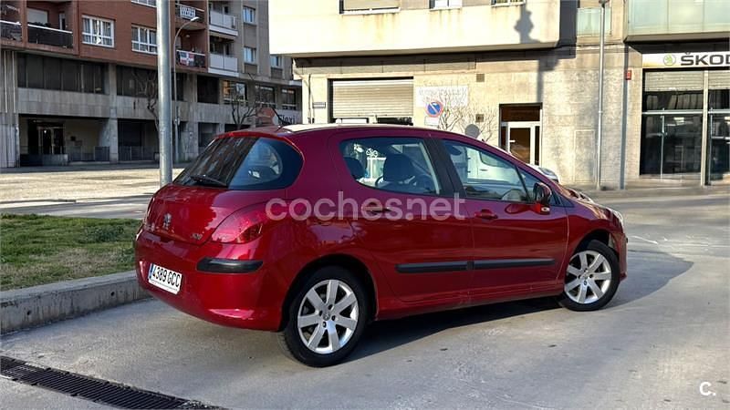 Usado Peugeot 308 Sport 120 CV (88 kW) 2008 Rojo Berlina