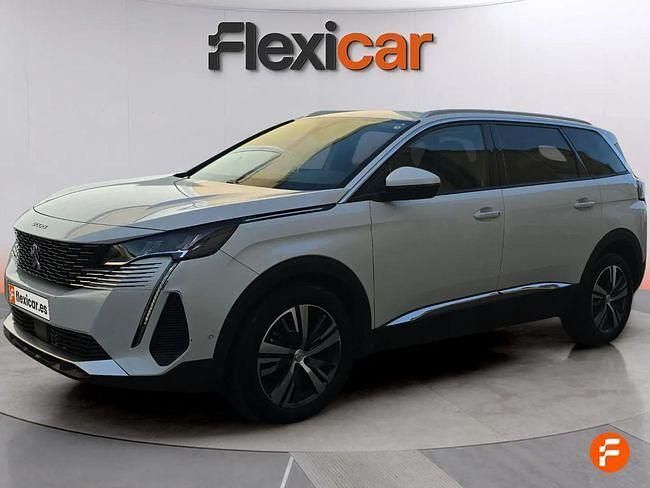 Usado Peugeot 5008 Allure 130 CV (95 kW) 2021 Blanco SUV