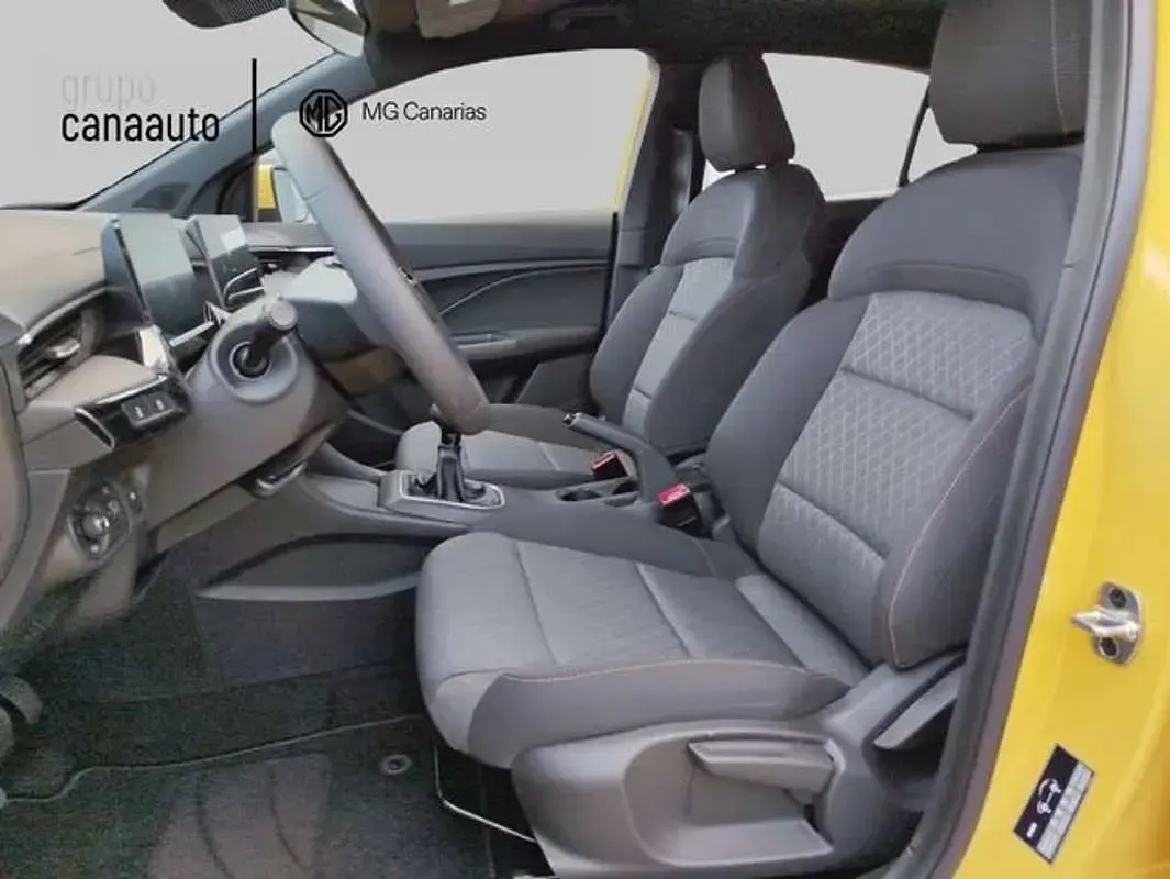 Usado MG MG3 Comfort 116 CV (85 kW) 2025 Amarillo Utilitario