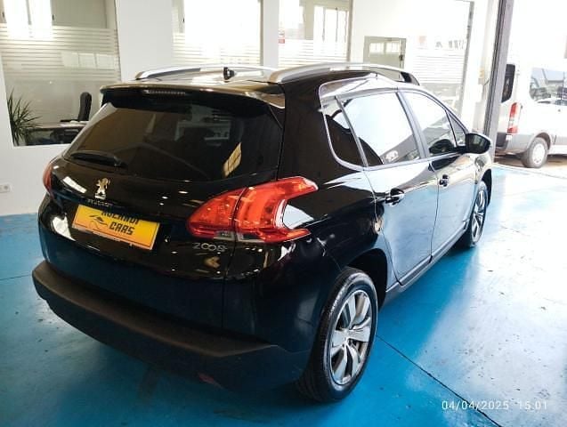 Usado Peugeot 2008 Access 82 CV (60 kW) 2016 Negro SUV