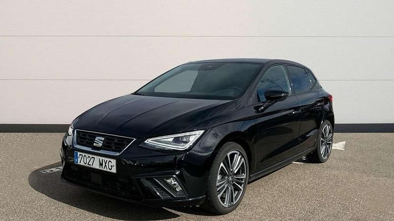 Usado Seat Ibiza FR 151 CV (111 kW) 2024 Negro Utilitario