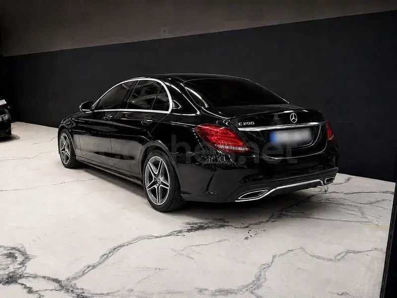 Usado Mercedes C200 184 CV (135 kW) 2019 Gris / plata Berlina