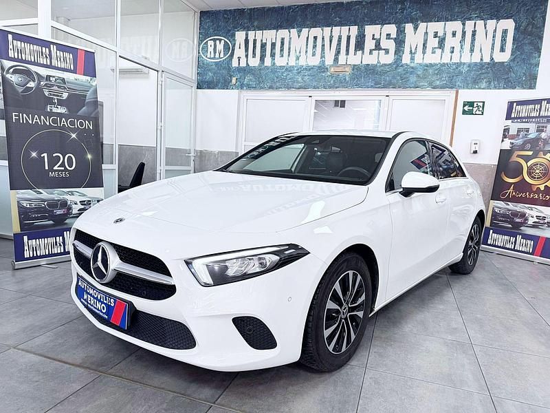 Usado Mercedes A180 116 CV (85 kW) 2022 Blanco Berlina