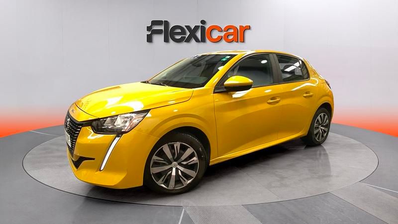 Usado Peugeot 208 Active 100 CV (73 kW) 2020 Amarillo Utilitario