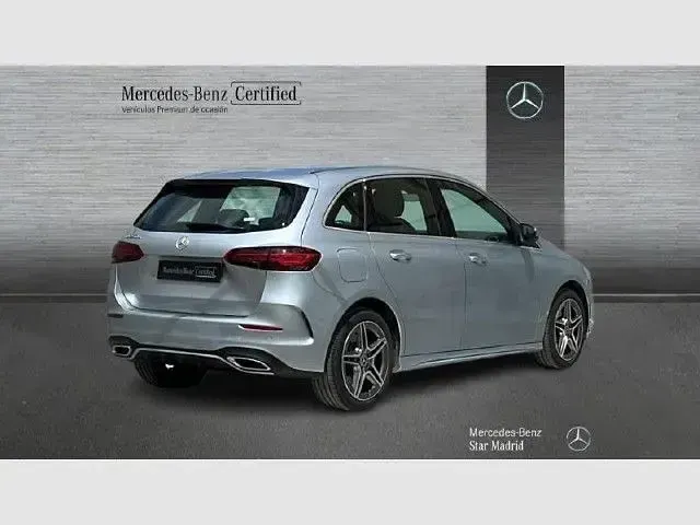 Usado Mercedes B250e 218 CV (160 kW) 2024 Plata hightech Utilitario