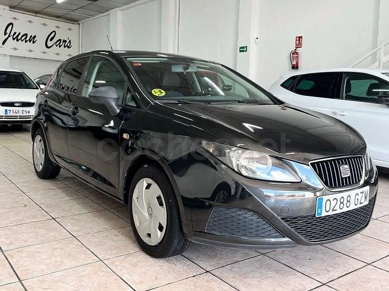 Usado Seat Ibiza Reference 90 HP (66 kW) 2010 Preto Sedan