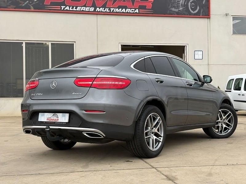 Usado Mercedes GLC250 204 CV (150 kW) 2018 Gris / plata Coupe