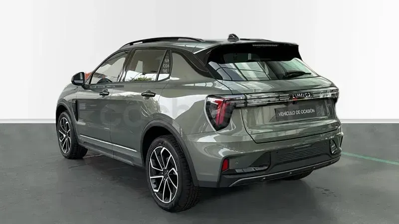 Nuevo Lynk & Co 01 276 CV (202 kW) 2026 Verde SUV