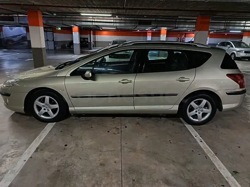 Usado Peugeot 407 136 CV (100 kW) 2005 Verde Familiar