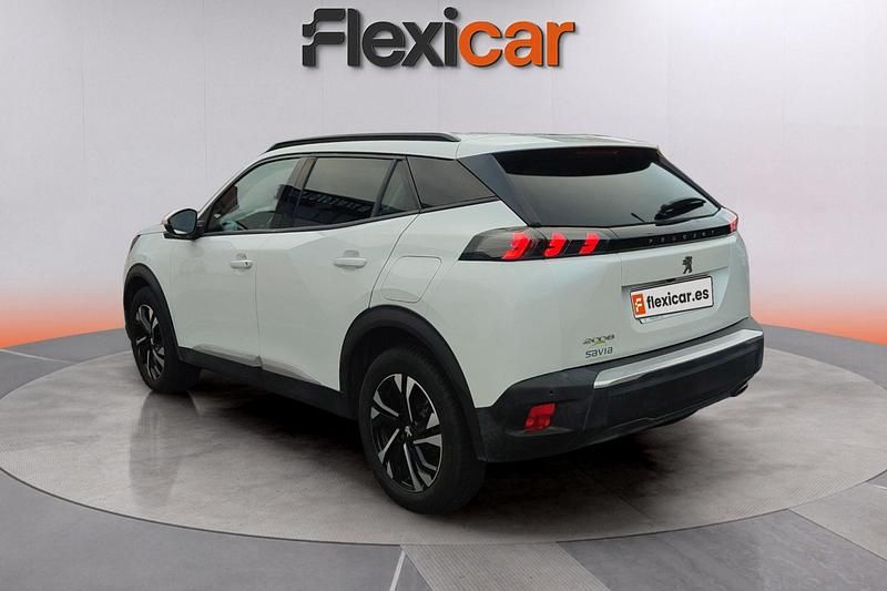 Usado Peugeot 2008 Active 110 CV (80 kW) 2020 Blanco SUV