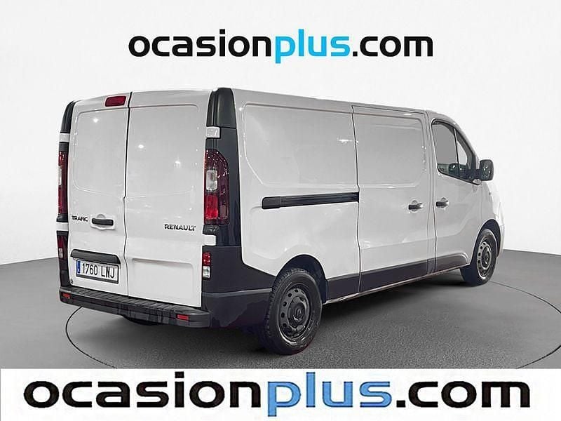 Usado Renault Trafic 120 CV (88 kW) 2022 Blanco Monovolumen