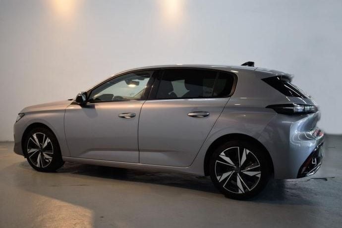 Usado Peugeot 308 Allure 131 CV (96 kW) 2022