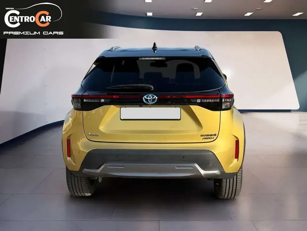 Usado Toyota Yaris Cross Edition 116 CV (85 kW) 2022 Amarillo SUV