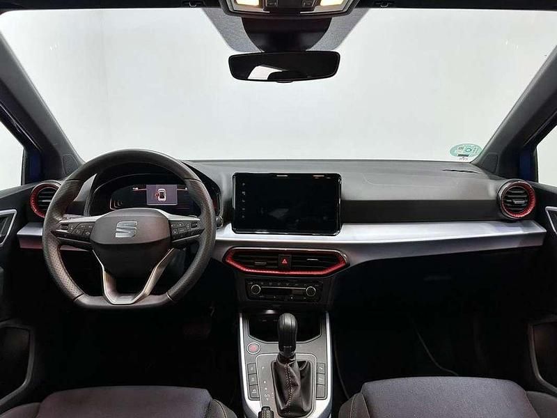 Usado Seat Arona FR 110 CV (80 kW) 2023 Azul SUV