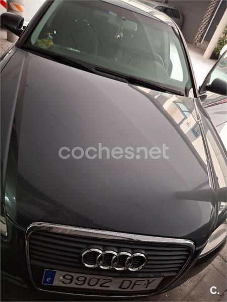 Gris / plata Usado 2005 Audi A4 Berlina | 5250 € (Precio justo) - Imagen 1/3