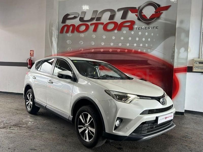 Usado Toyota RAV4 Executive 151 CV (111 kW) 2018 Blanco SUV