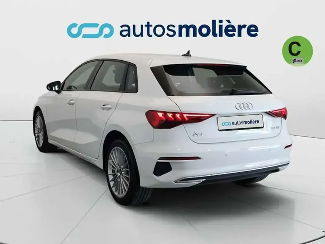 Usado Audi A3 Advanced Plus 116 CV (85 kW) 2021 Blanco Berlina