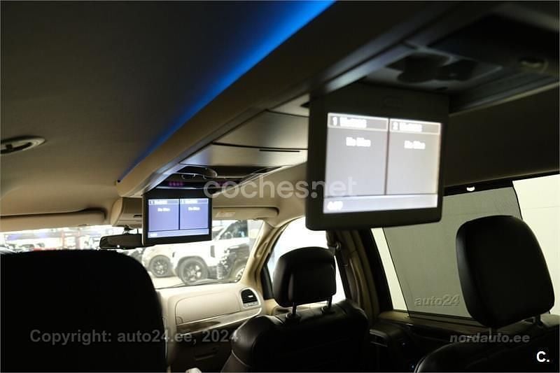 Usado Lancia Voyager Platinum 163 CV (119 kW) 2013 Negro Monovolumen