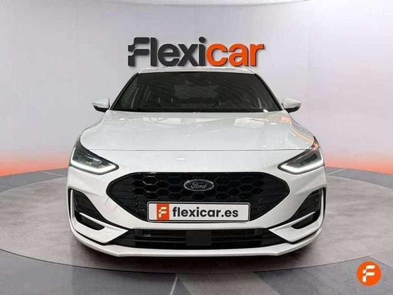 Usado Ford Focus ST-Line 125 CV (91 kW) 2025 Blanco Berlina