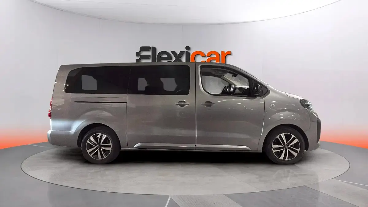 Usado Peugeot Traveller Business-Line 180 CV (132 kW) 2024 Gris Monovolumen