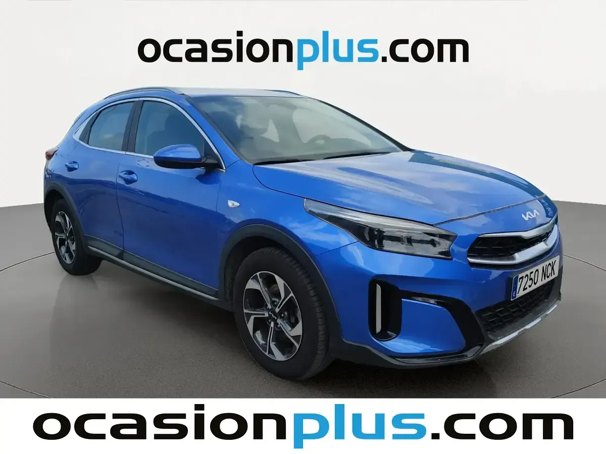 Usado Kia XCeed 100 CV (73 kW) 2025 Azul SUV