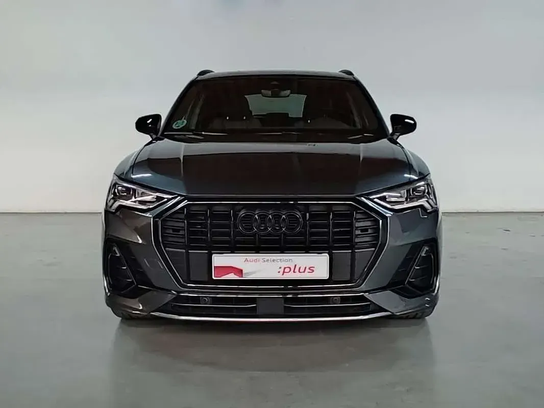 Usado Audi Q3 150 CV (110 kW) 2025 Gris SUV