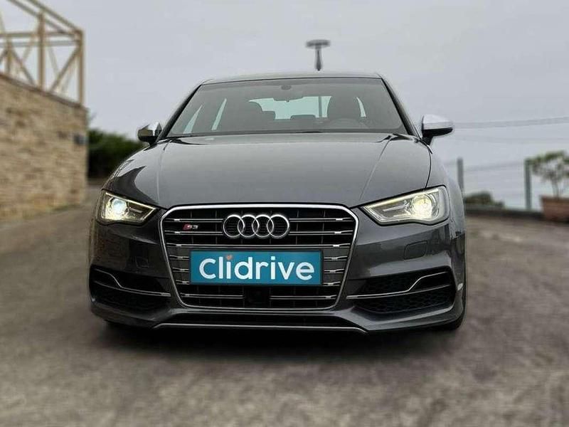 Usado Audi S3 Sportback Ambiente 300 CV (220 kW) 2015 Gris Utilitario
