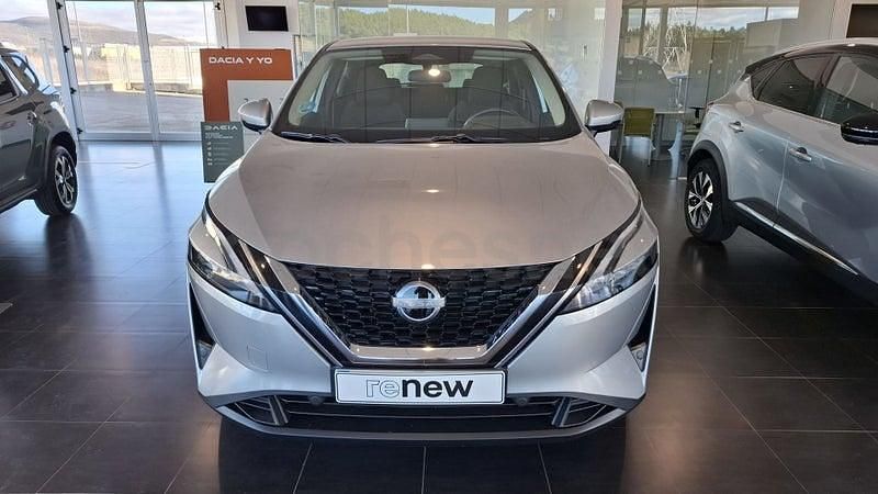 Usado Nissan Qashqai Acenta 140 CV (102 kW) 2023 Gris / plata SUV