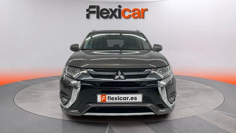 Usado Mitsubishi Outlander P-HEV 203 CV (149 kW) 2017 Marrón SUV