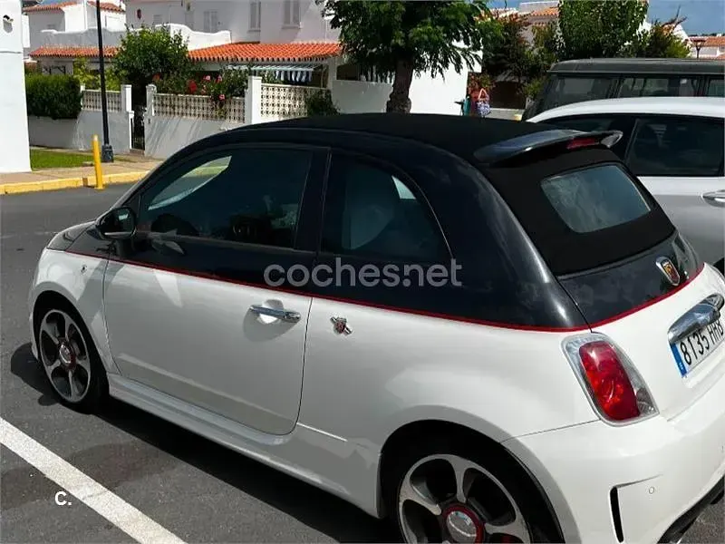 Usado Abarth 500C 140 CV (102 kW) 2011 Blanco Descapotable