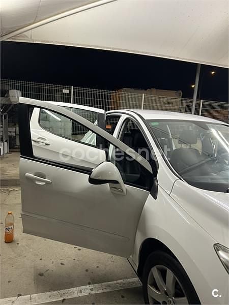 Usado Peugeot 308 Business-Line 90 CV (66 kW) 2009 Blanco Berlina