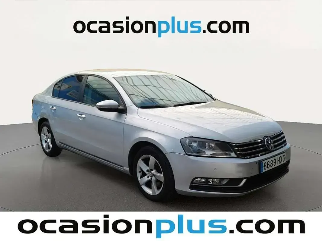 Usado VW Passat Edition 105 CV (77 kW) 2014 Gris Berlina