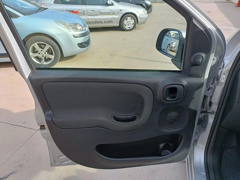 Gris plata Usado 2018 Fiat Panda Lounge Utilitario | 9550 € (Un poco caro) - Imagen 1/3