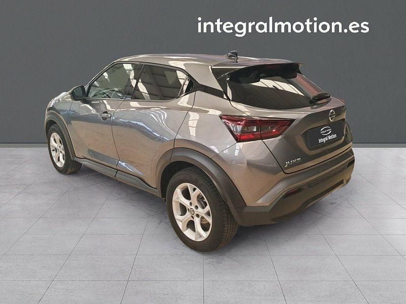 Usado Nissan Juke N-Connecta 114 CV (83 kW) 2021 Marrón SUV