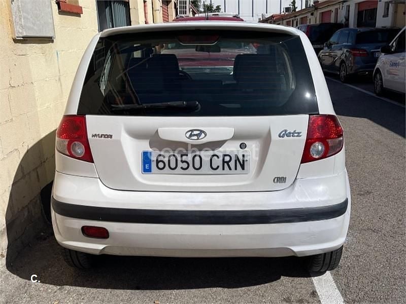Usado Hyundai Getz 82 CV (60 kW) 2004 Blanco Utilitario