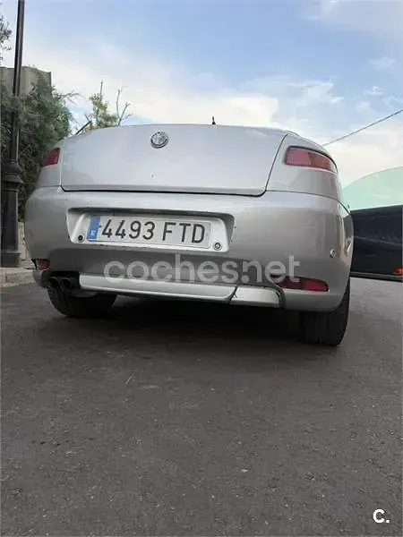 Usado Alfa Romeo GT Impression 150 CV (110 kW) 2007 Gris / plata Coupe