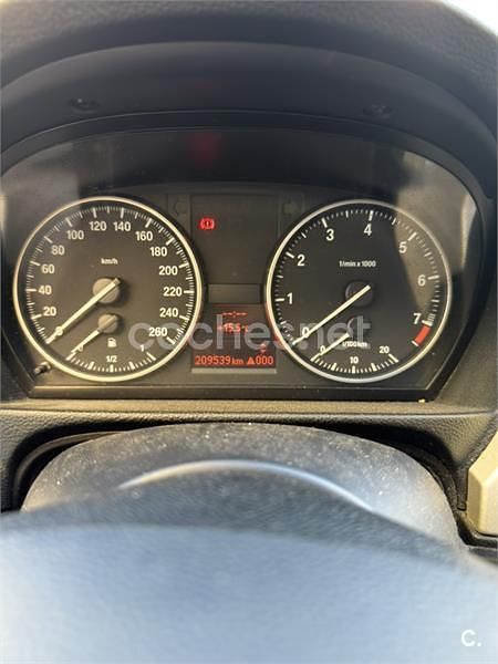Usado BMW 320 Sport Line 170 HP (125 kW) 2008 Branco Coupé