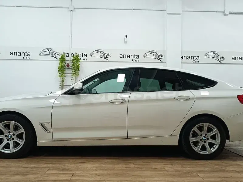 Usado BMW 320 Gran Turismo Comfort Edition 184 CV (135 kW) 2013 Blanco Berlina