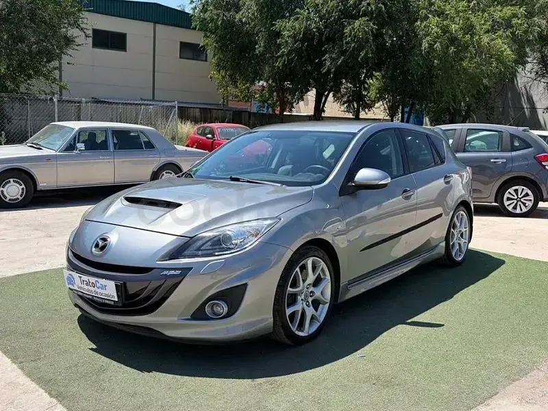 Usado Mazda 3 260 CV (191 kW) 2012 Gris / plata Berlina