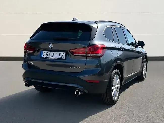 Usado BMW X1 150 CV (110 kW) 2022 Gris SUV