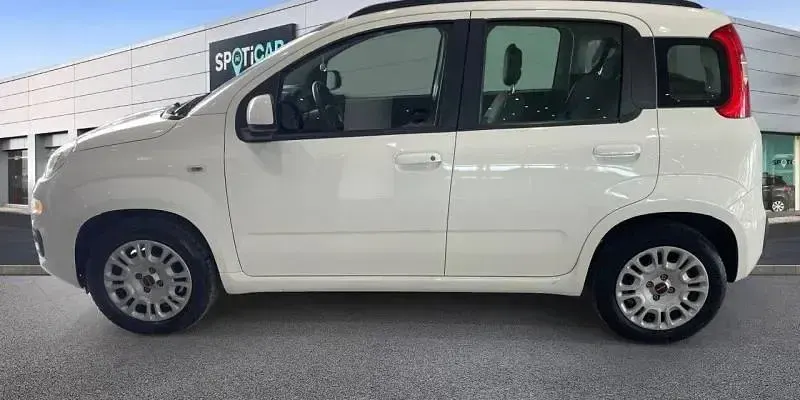 Usado Fiat Panda Lounge 69 CV (50 kW) 2019 Blanco Utilitario