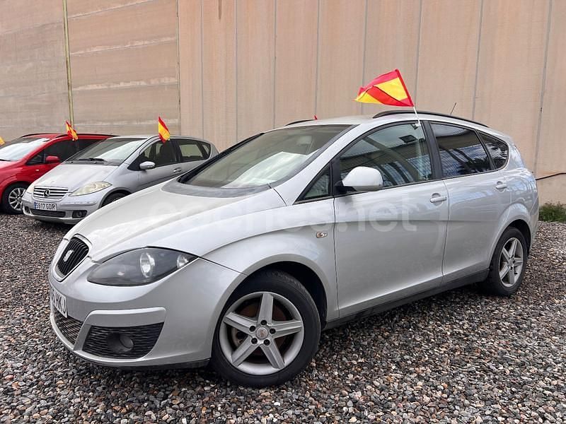 Gris / plata Usado 2012 Seat Altea XL Reference Monovolumen | 5999 € (Precio justo) - Imagen 1/4