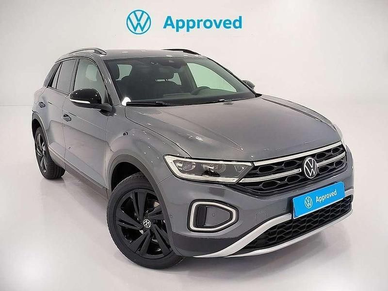 Gris Nuevo 2024 VW T-Roc SUV | 34.750 € (Caro) - Imagen 1/4