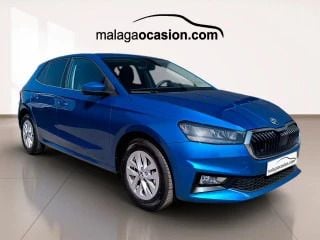 Azul Usado 2024 Skoda Fabia Selection Berlina | 15.890 € (Buen precio) - Imagen 1/4
