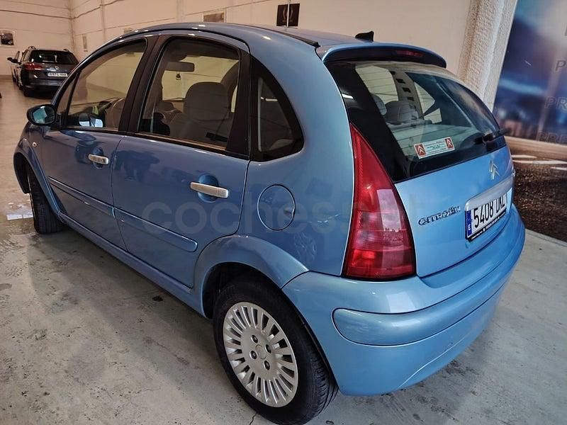 Usado Citroën C3 110 CV (80 kW) 2005 Azul Berlina