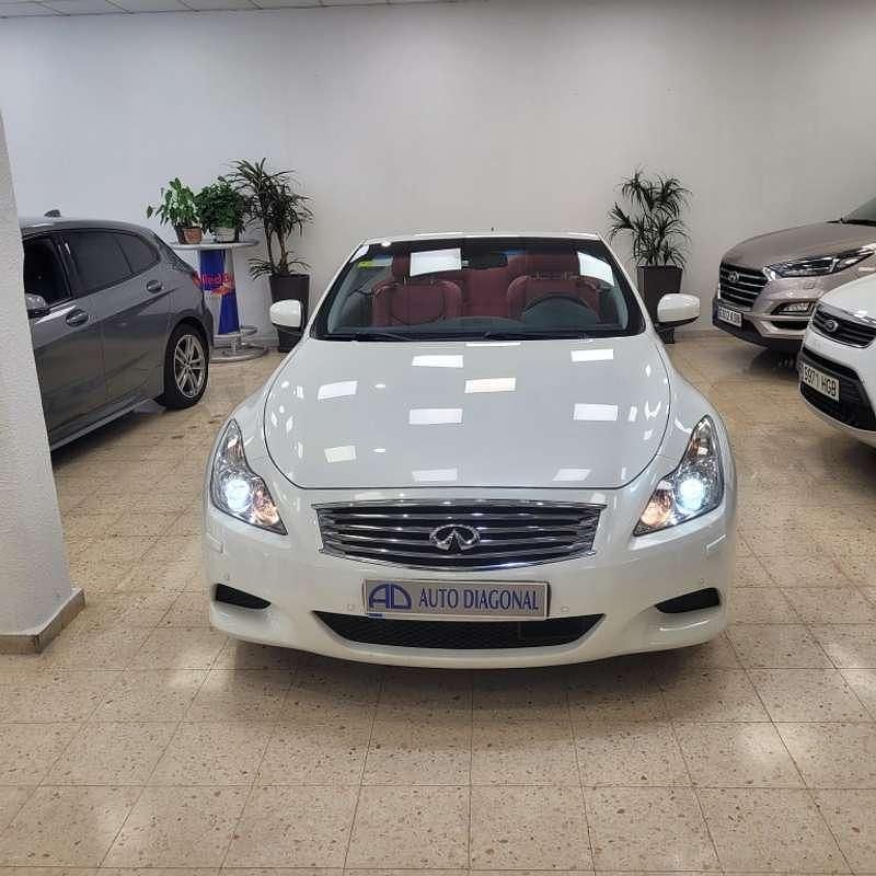 Usado Infiniti G37 Premium 320 CV (235 kW) 2012 Blanco Coupe
