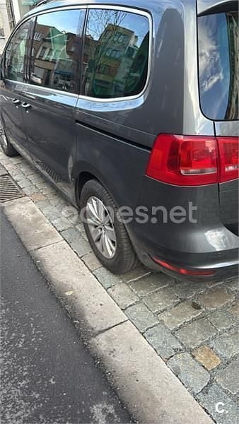 Usado VW Sharan Advance 140 CV (102 kW) 2012 Gris / plata Monovolumen