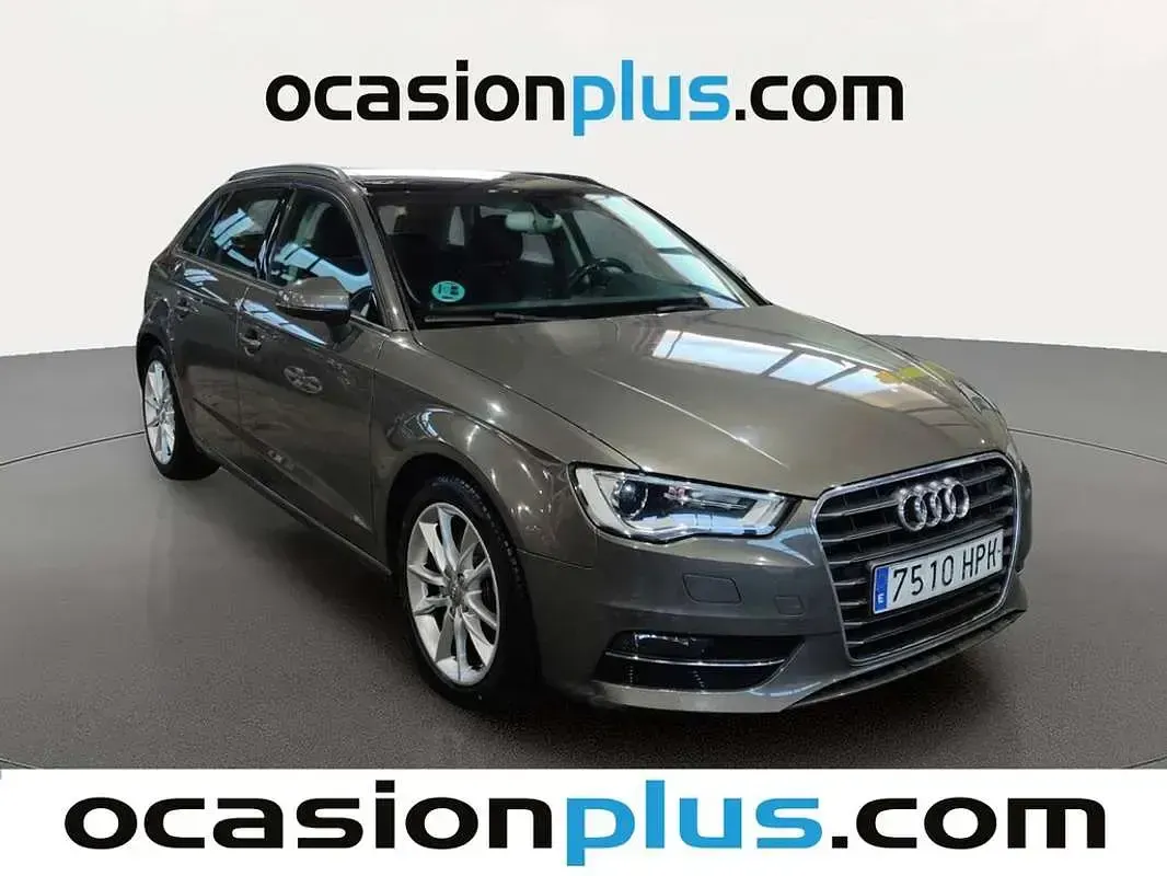 Usado Audi A3 Sportback Ambition 179 CV (131 kW) 2013 Gris Utilitario