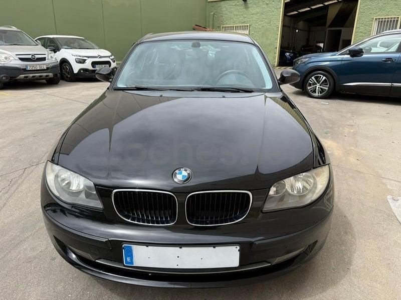 Usado BMW 116 122 HP (89 kW) 2009 Preto Citadino